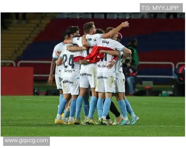 西甲联赛精彩纷呈球迷热情高涨争夺冠军的激烈对抗与传奇时刻