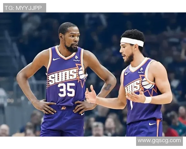 勇士与马刺激战正酣NBA季后赛精彩对决引发球迷热议